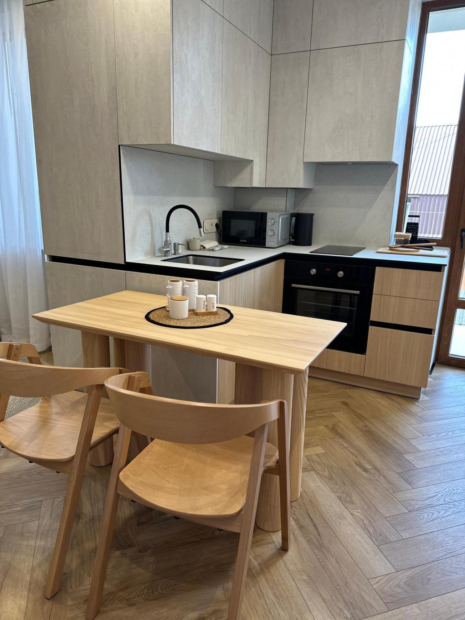 Other Apartments Ивано-Франкивск Екстериор снимка