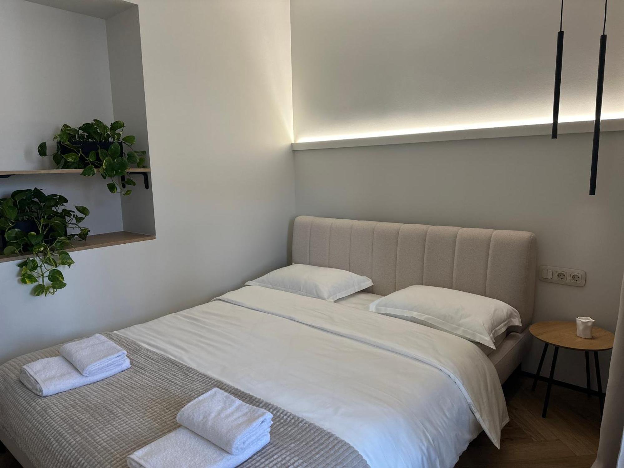 Other Apartments Ивано-Франкивск Екстериор снимка